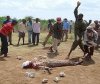 musl-stoning-of-a-woman-in-somalia.jpg